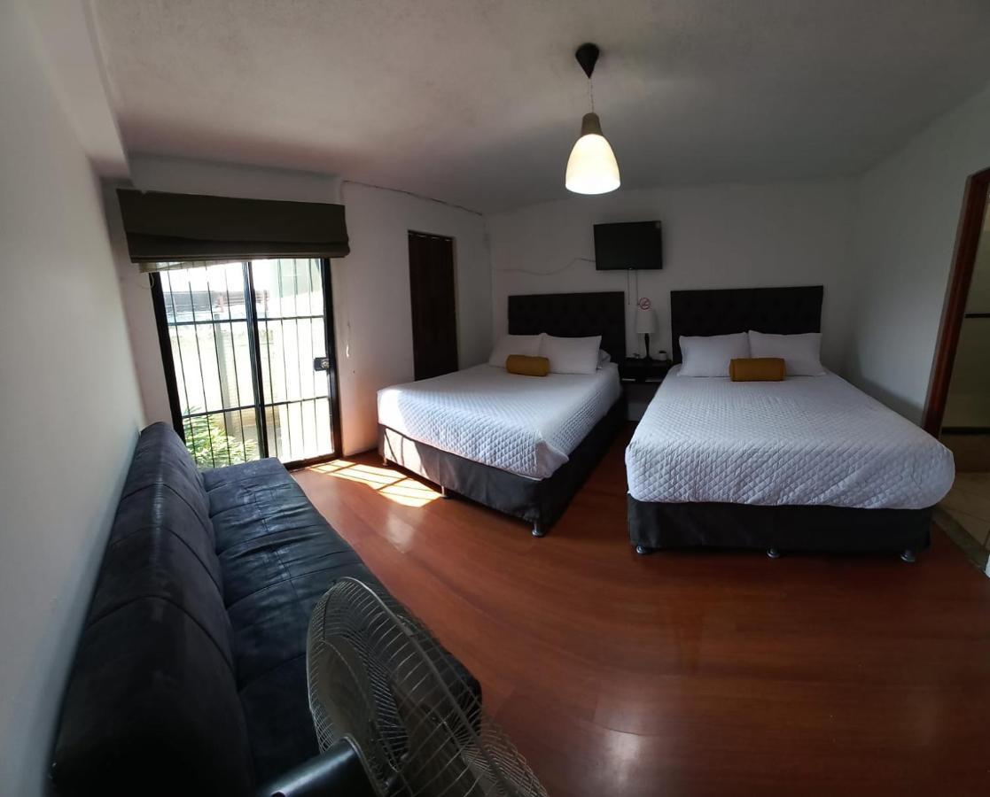 Global Airport Inn Free Shuttle Guatemala City Екстер'єр фото
